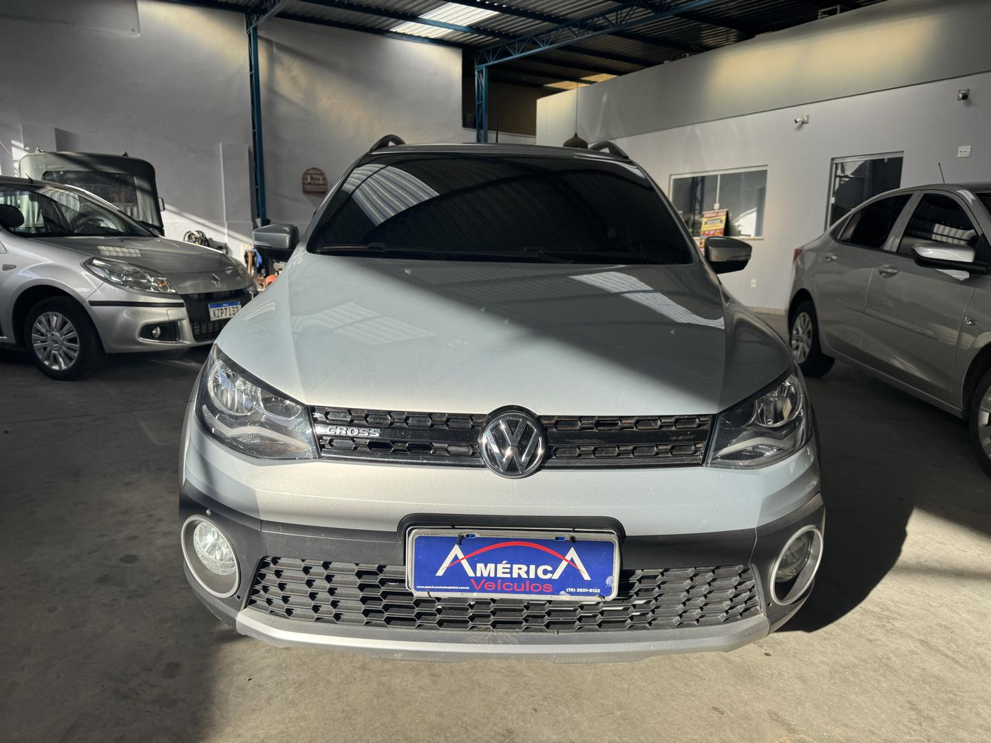 VOLKSWAGEN Saveiro - Foto