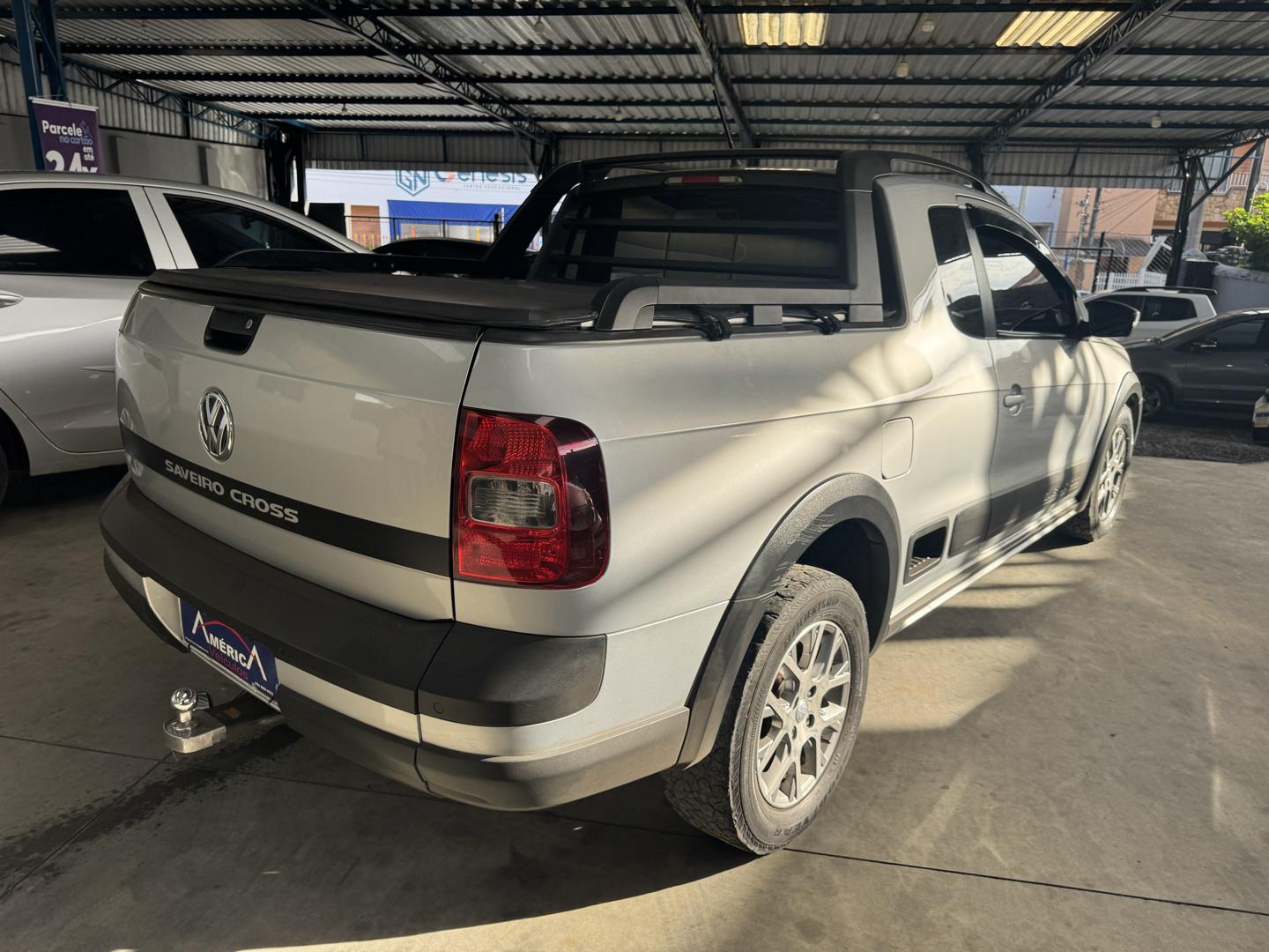VOLKSWAGEN Saveiro - Foto