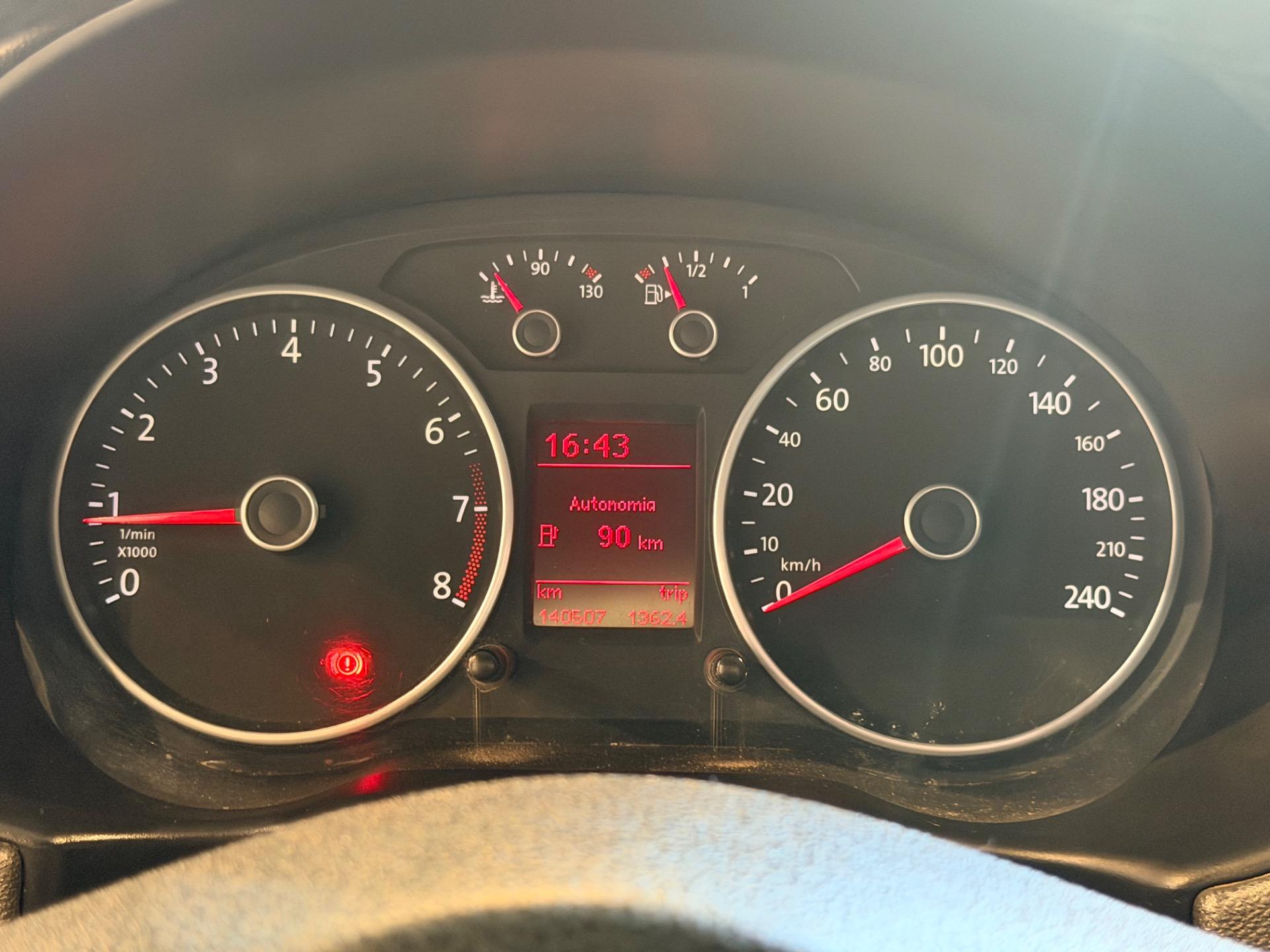 VOLKSWAGEN Saveiro - Foto