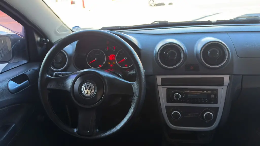 VOLKSWAGEN Saveiro - Foto