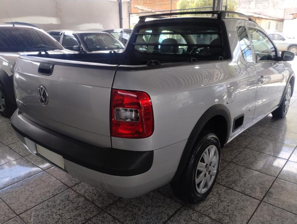 VOLKSWAGEN Saveiro - Foto