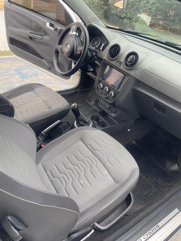 VOLKSWAGEN Saveiro - Foto