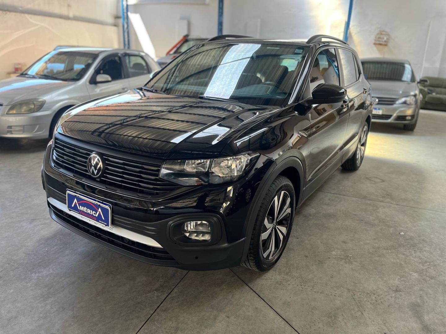 VOLKSWAGEN T-Cross - Foto