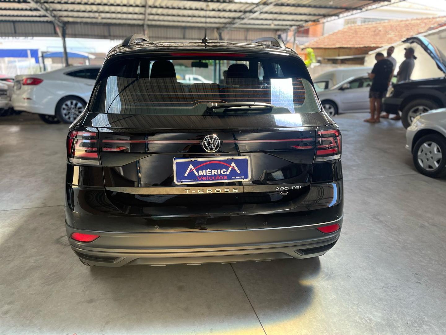 VOLKSWAGEN T-Cross - Foto