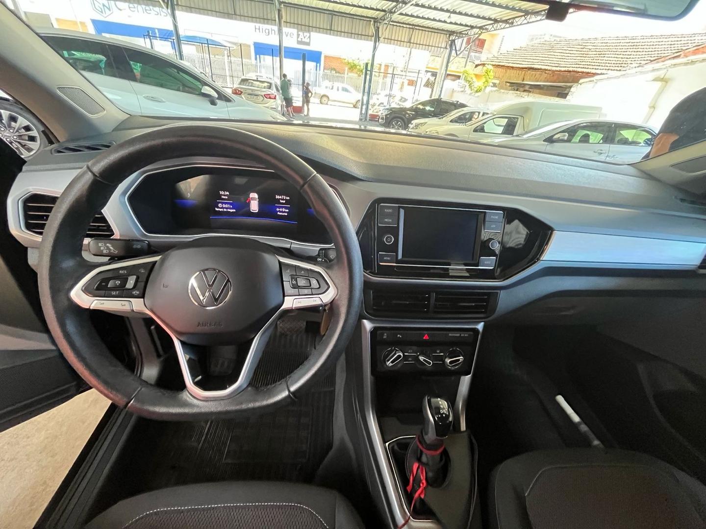 VOLKSWAGEN T-Cross - Foto