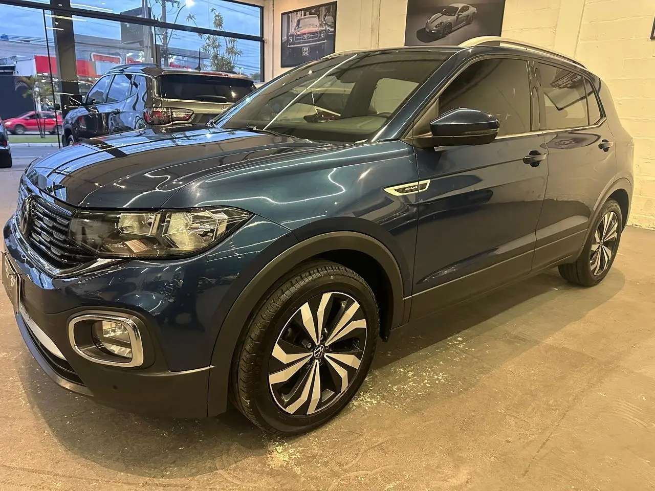 VOLKSWAGEN T-Cross - Foto