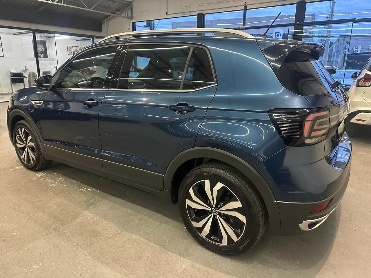 VOLKSWAGEN T-Cross - Foto