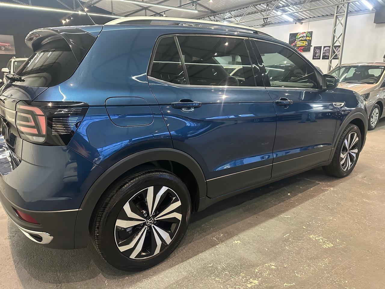 VOLKSWAGEN T-Cross - Foto