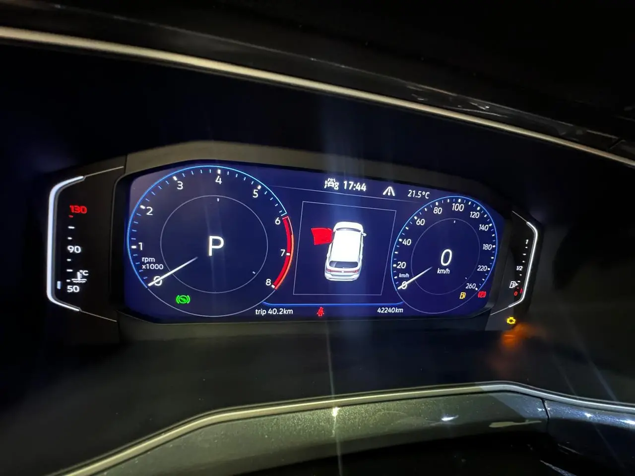 VOLKSWAGEN T-Cross - Foto