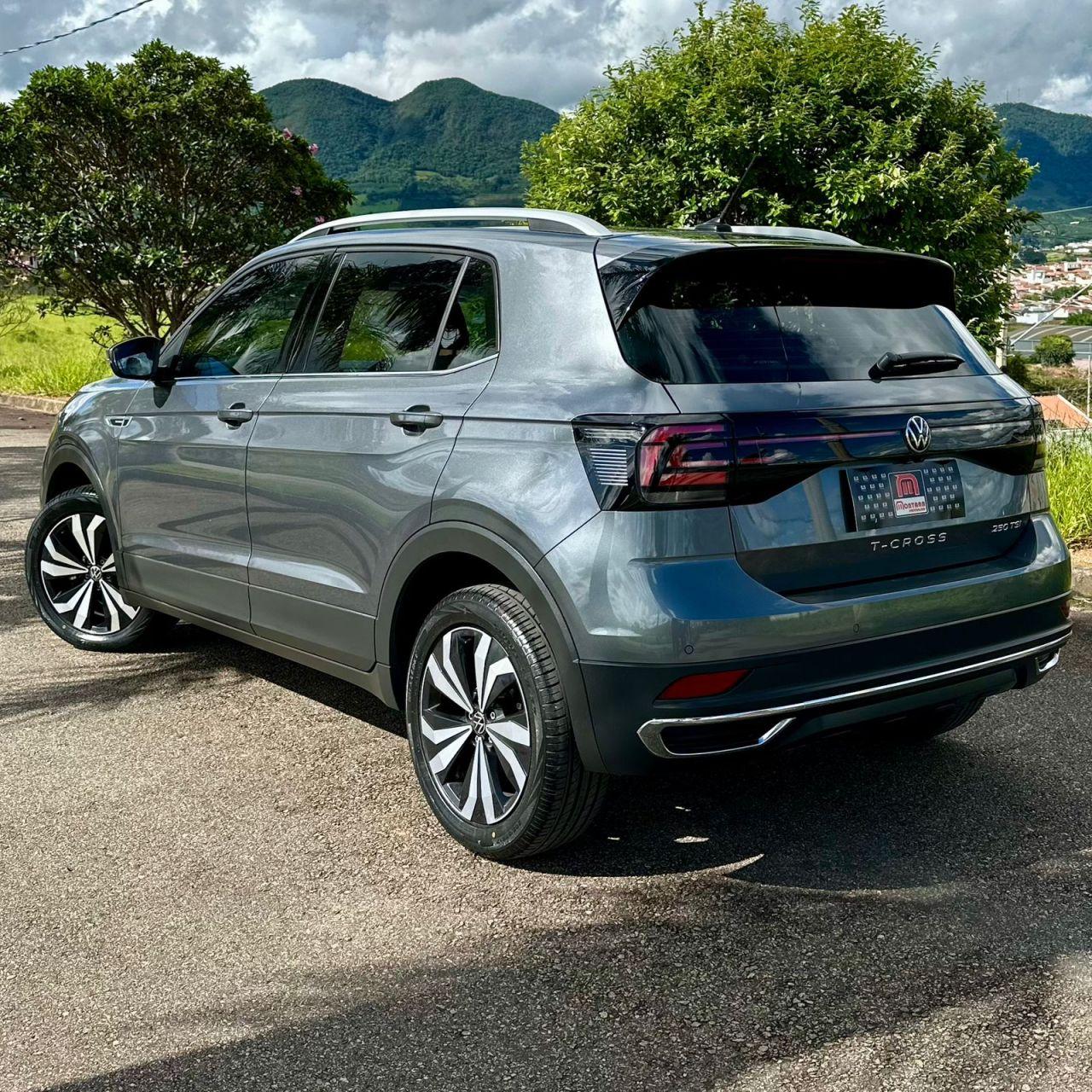VOLKSWAGEN T-Cross - Foto