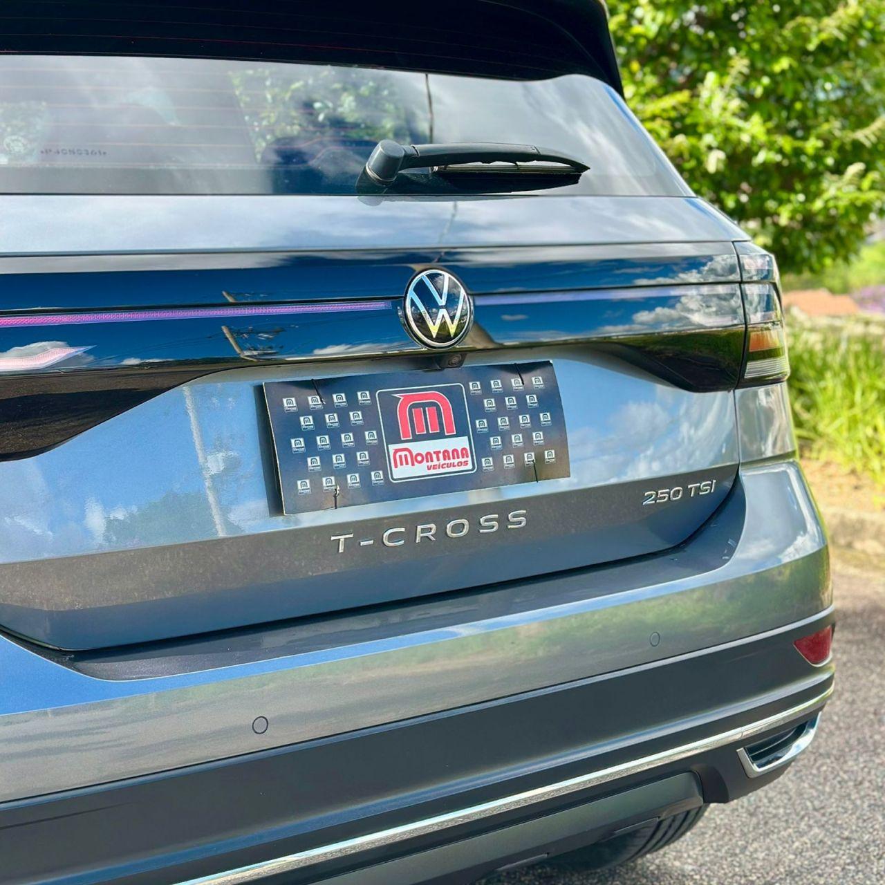VOLKSWAGEN T-Cross - Foto