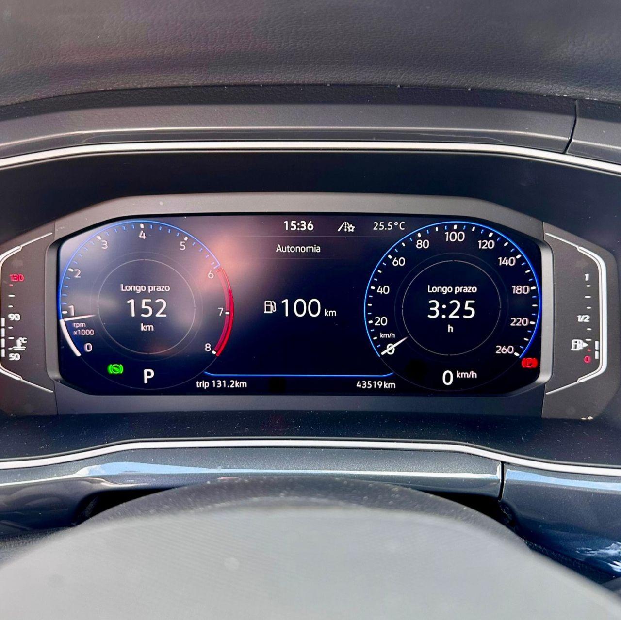 VOLKSWAGEN T-Cross - Foto