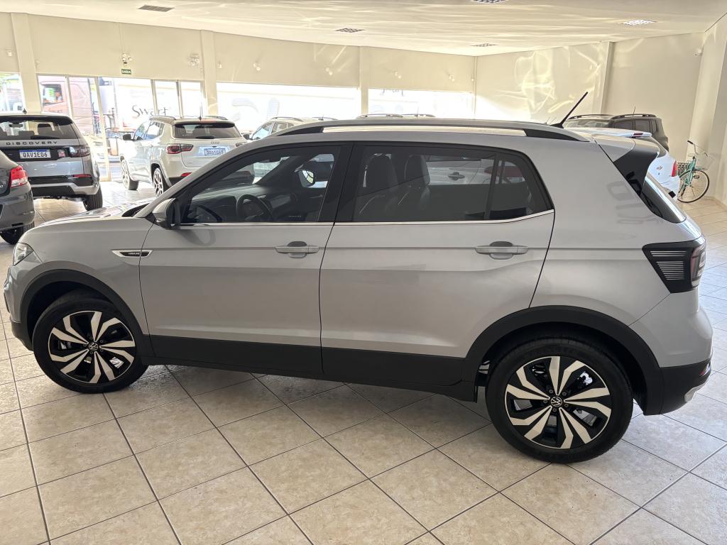 VOLKSWAGEN T-Cross - Foto