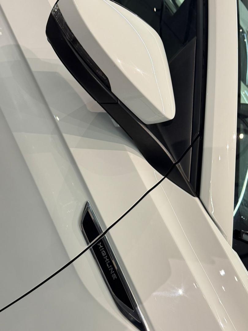 VOLKSWAGEN T-Cross - Foto