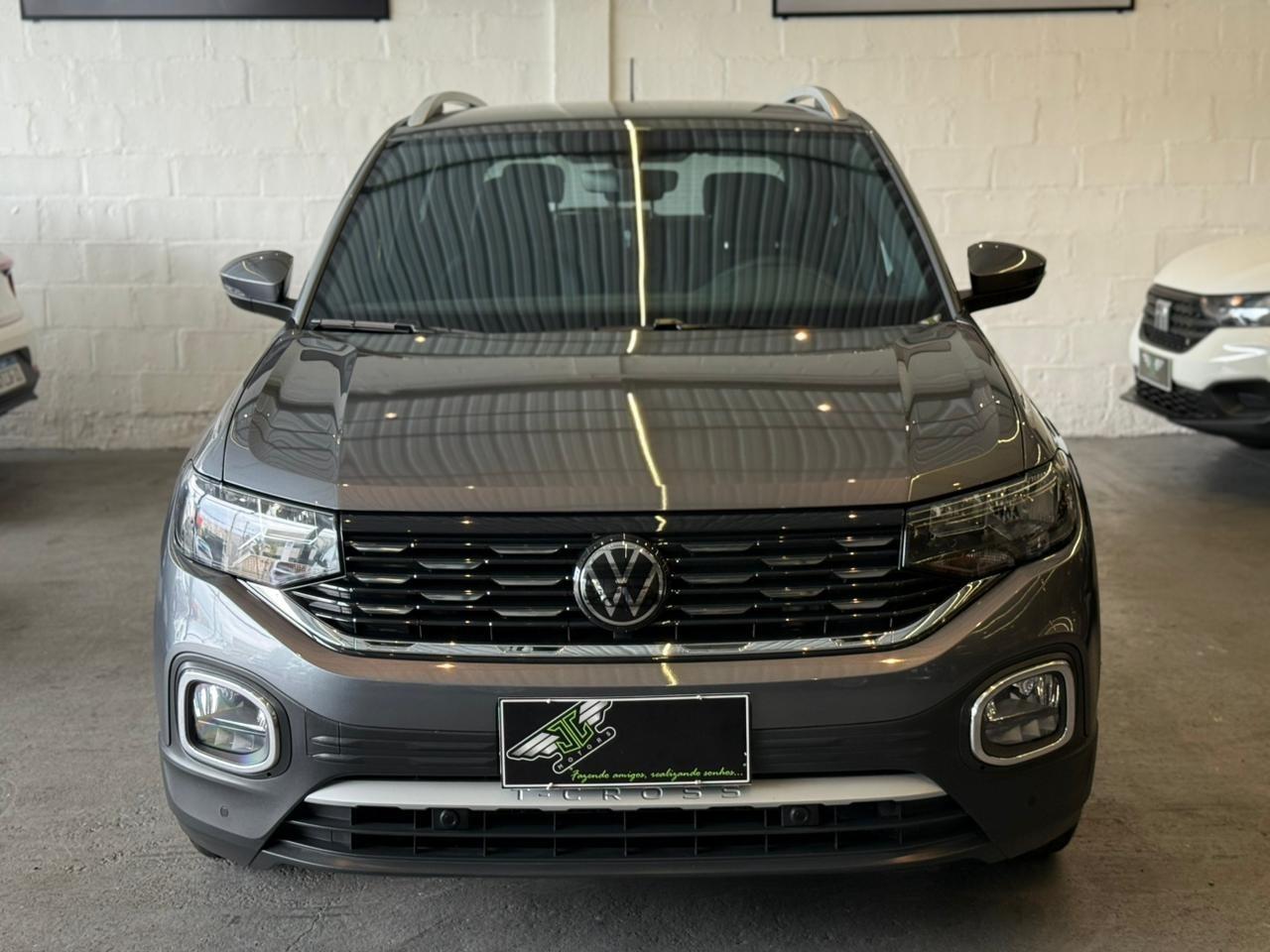 VOLKSWAGEN T-Cross - Foto