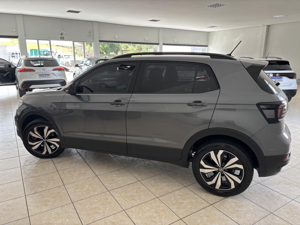 VOLKSWAGEN T-Cross - Foto