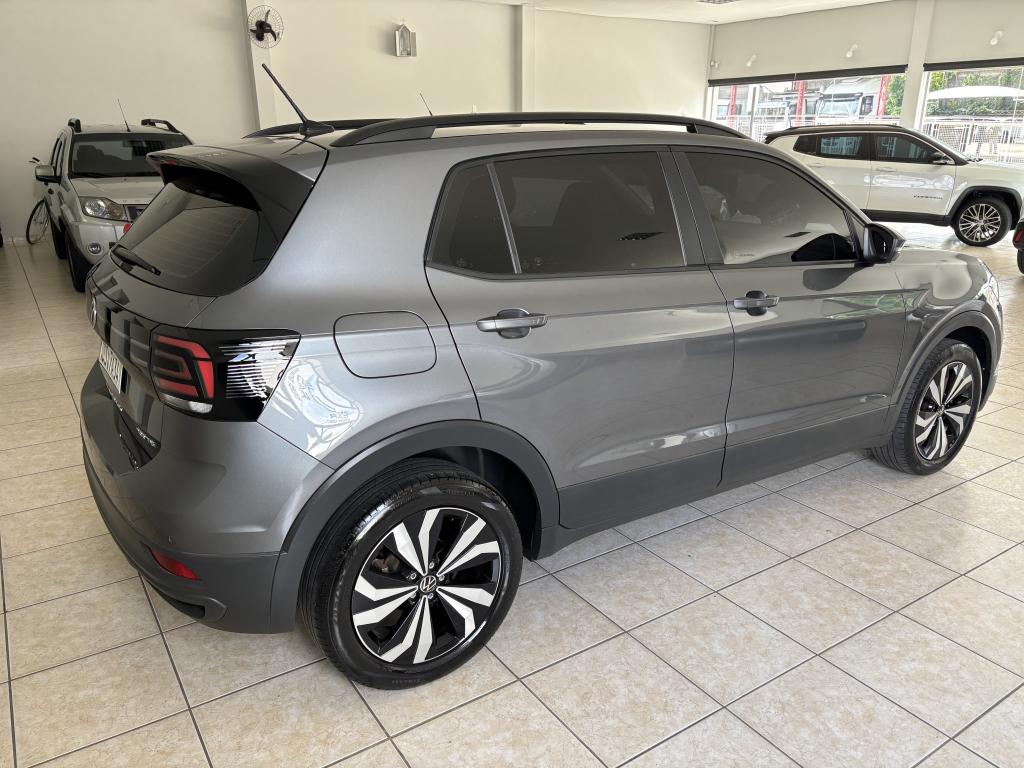 VOLKSWAGEN T-Cross - Foto