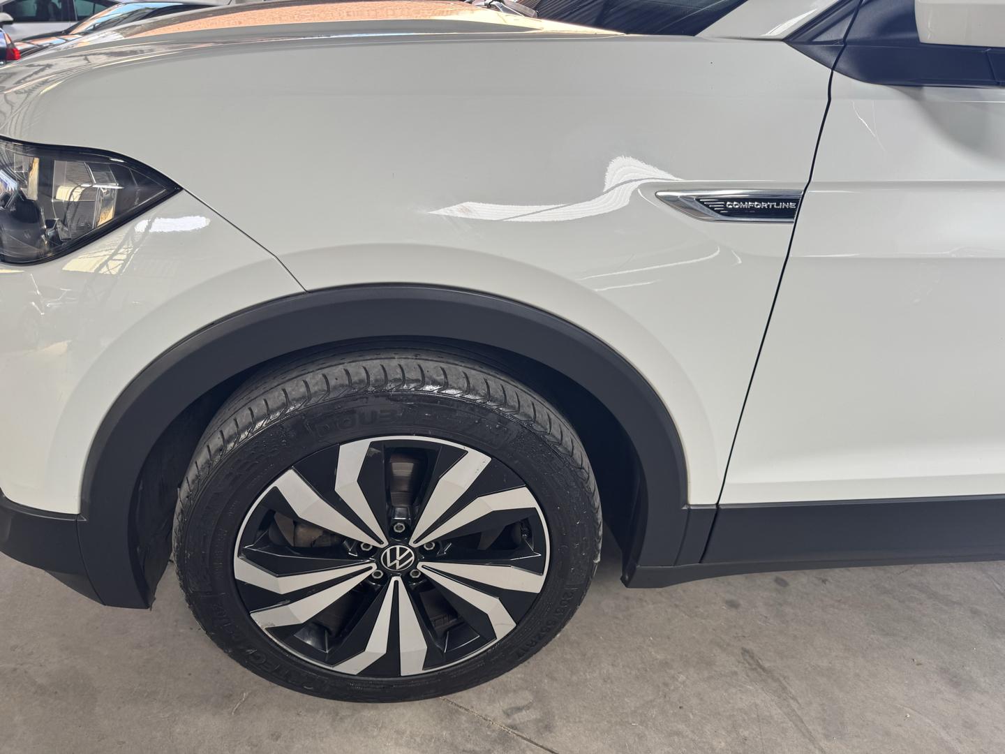 VOLKSWAGEN T-Cross - Foto