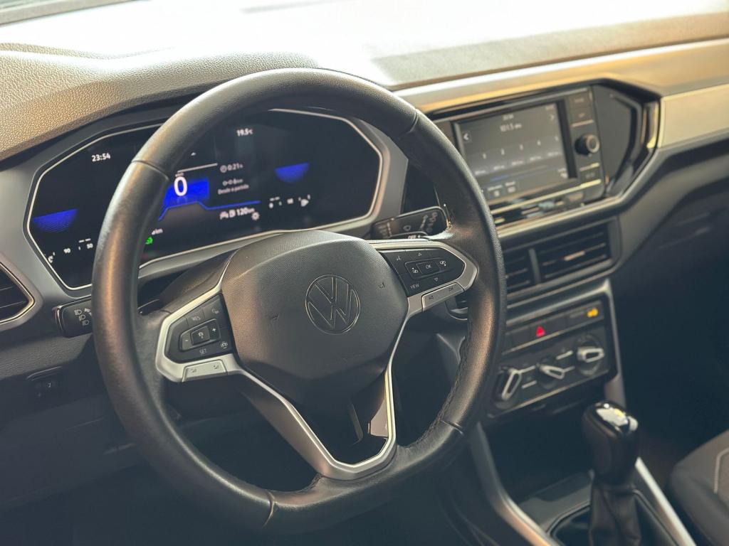 VOLKSWAGEN T-Cross - Foto