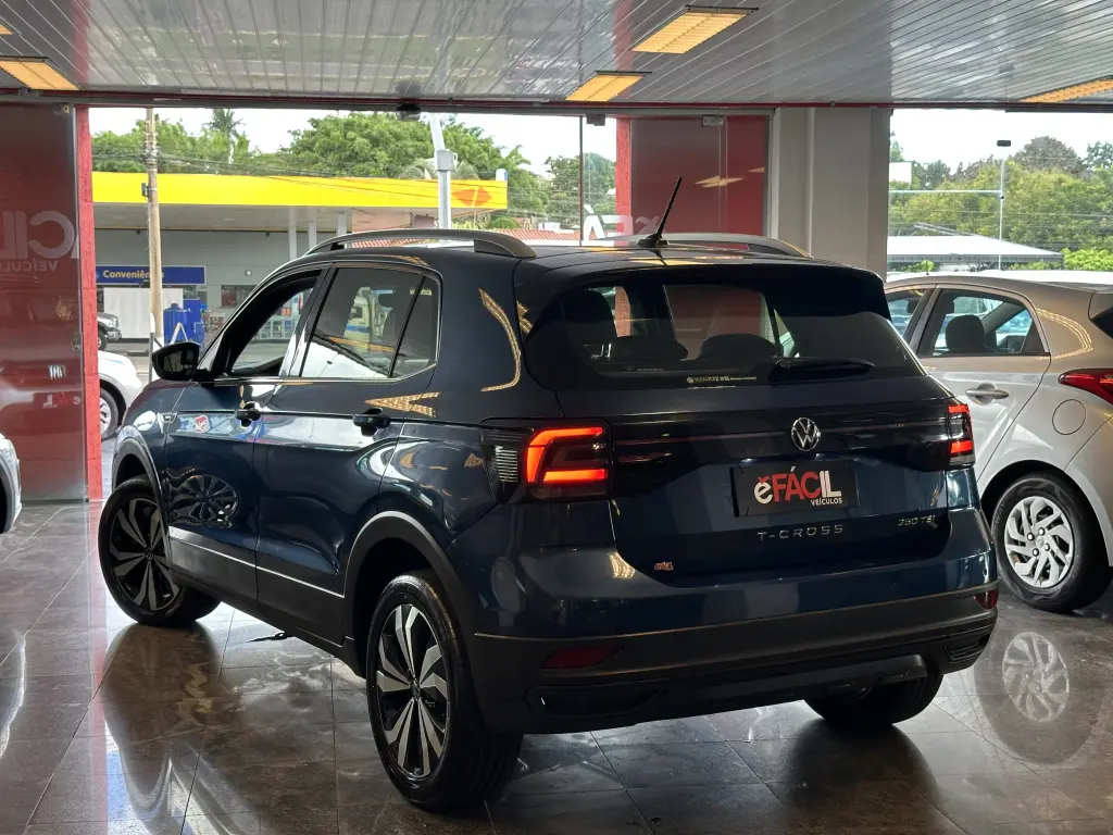 VOLKSWAGEN T-Cross - Foto