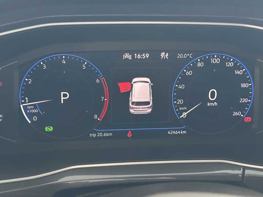 VOLKSWAGEN T-Cross - Foto