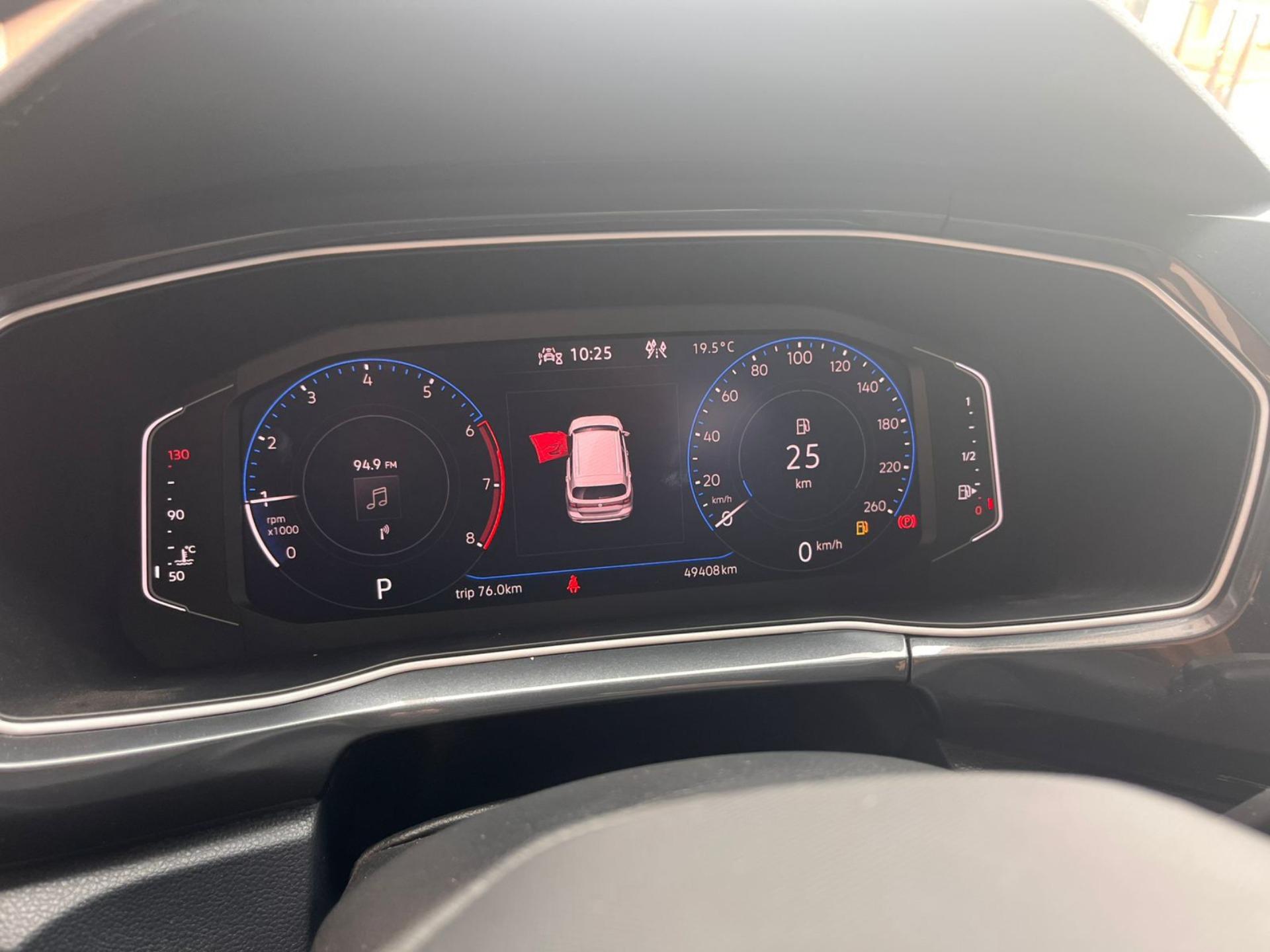 VOLKSWAGEN T-Cross - Foto