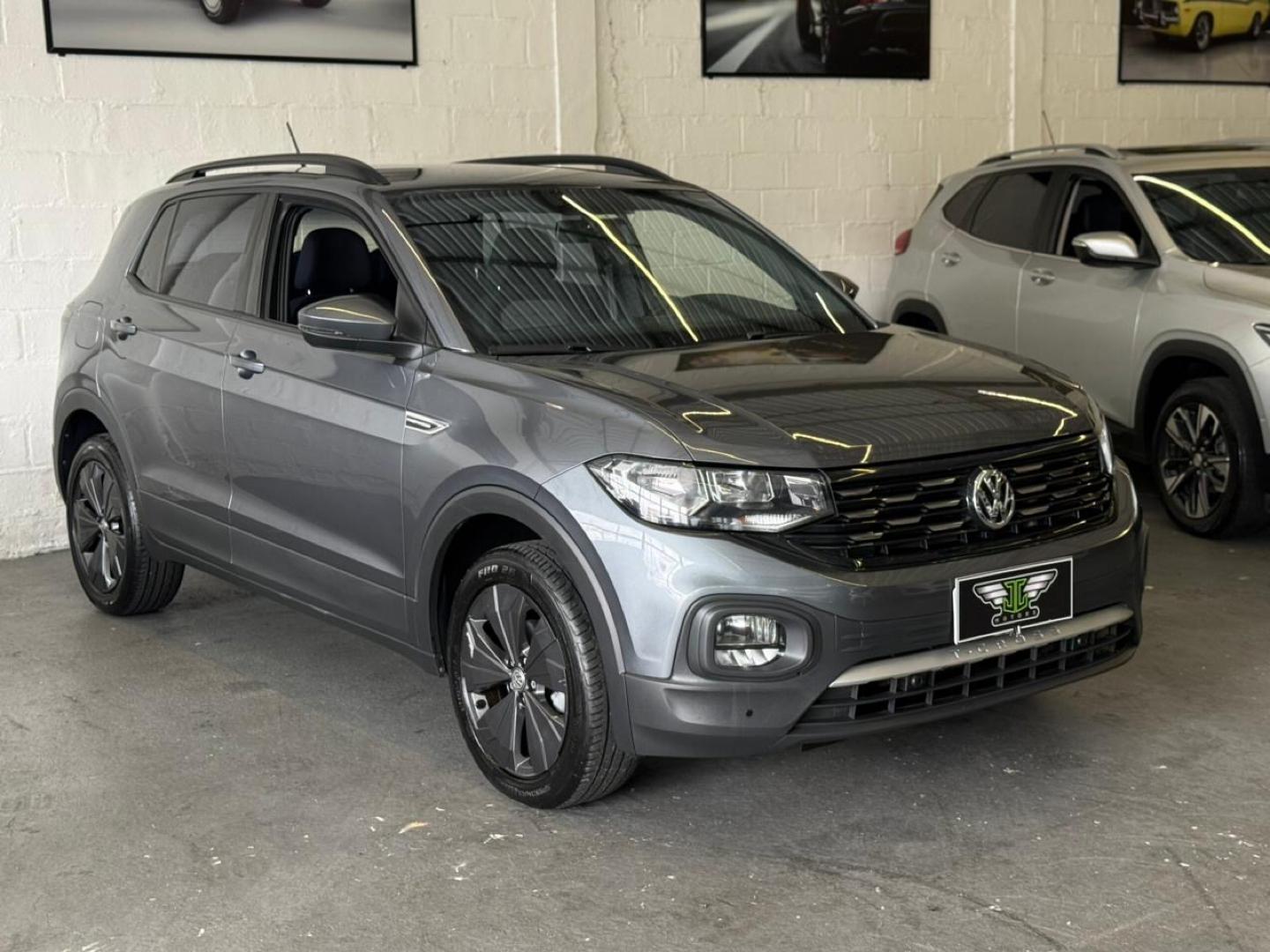 VOLKSWAGEN T-Cross - Foto