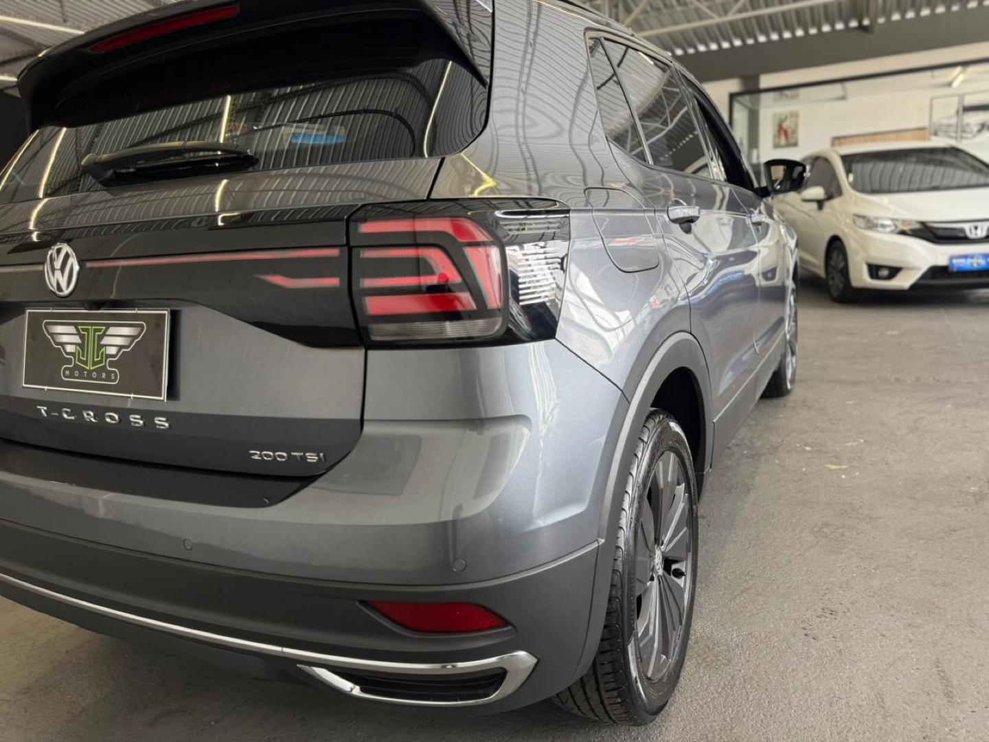 VOLKSWAGEN T-Cross - Foto