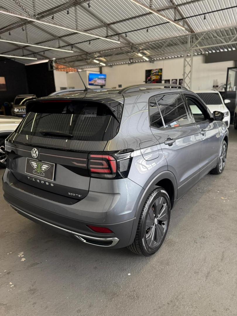VOLKSWAGEN T-Cross - Foto