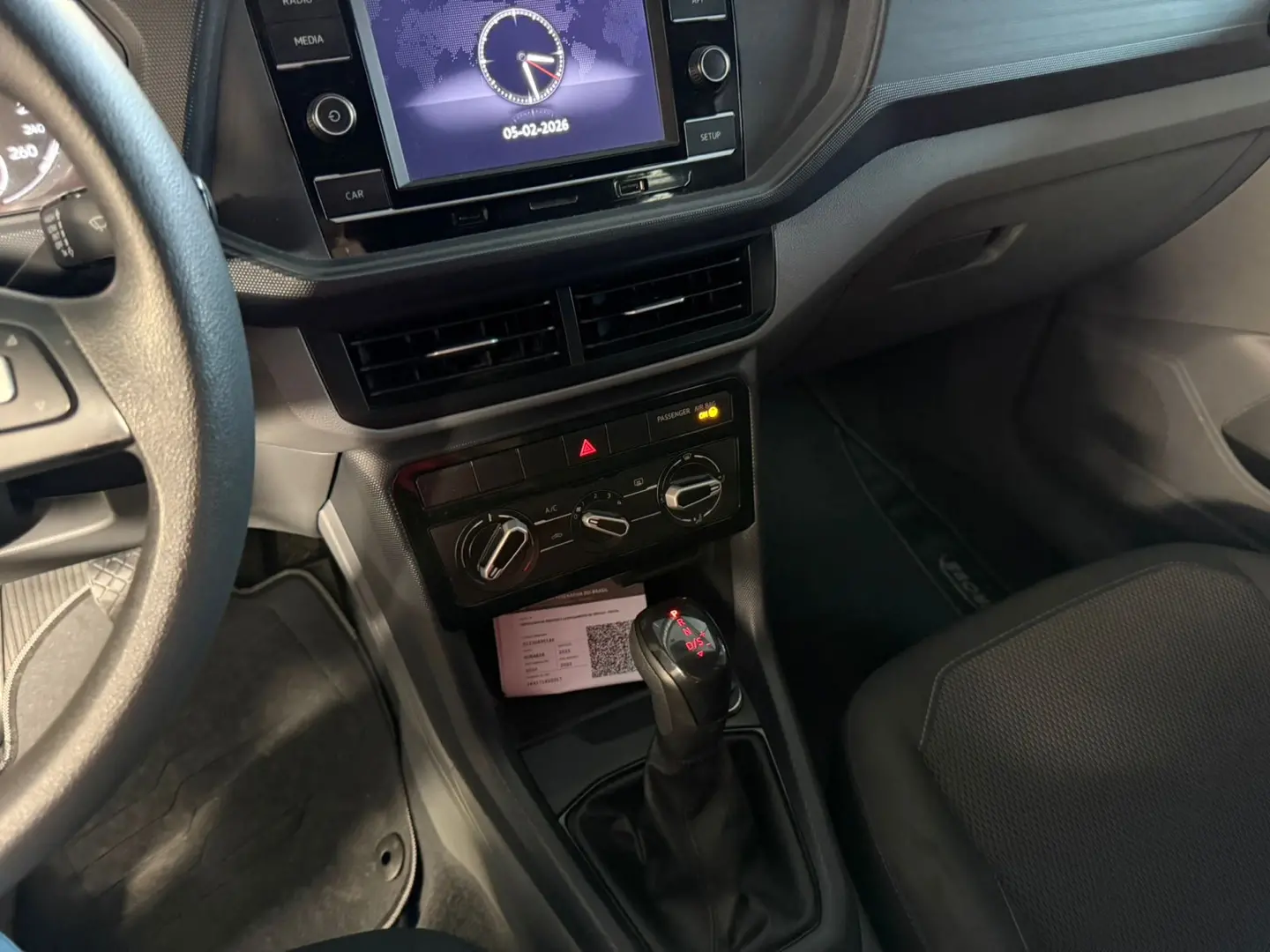 VOLKSWAGEN T-Cross - Foto