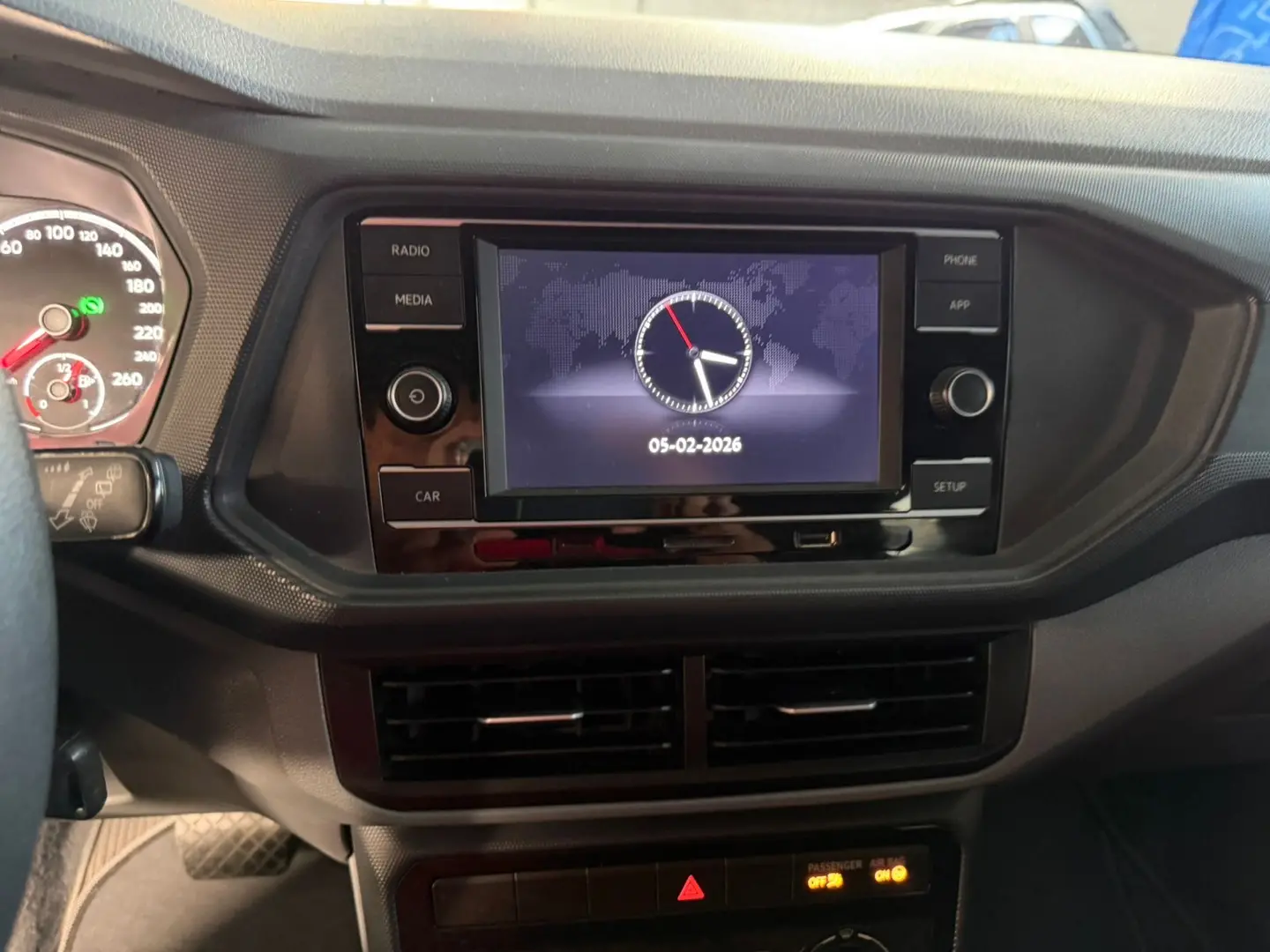 VOLKSWAGEN T-Cross - Foto