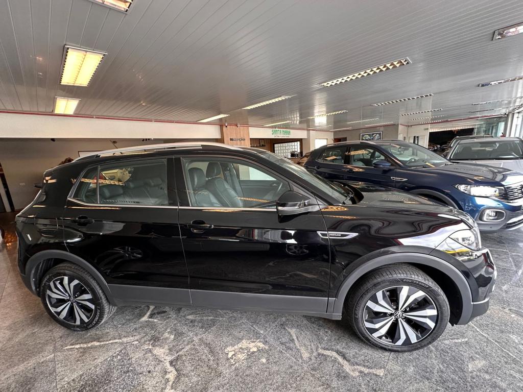 VOLKSWAGEN T-Cross - Foto