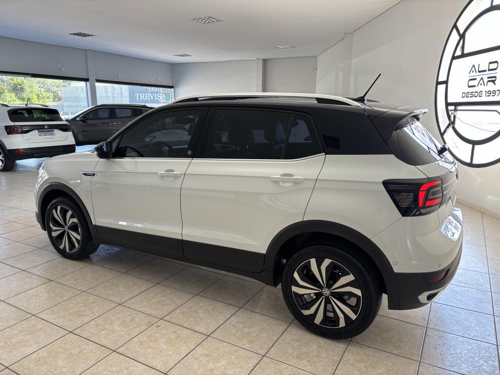 VOLKSWAGEN T-Cross - Foto