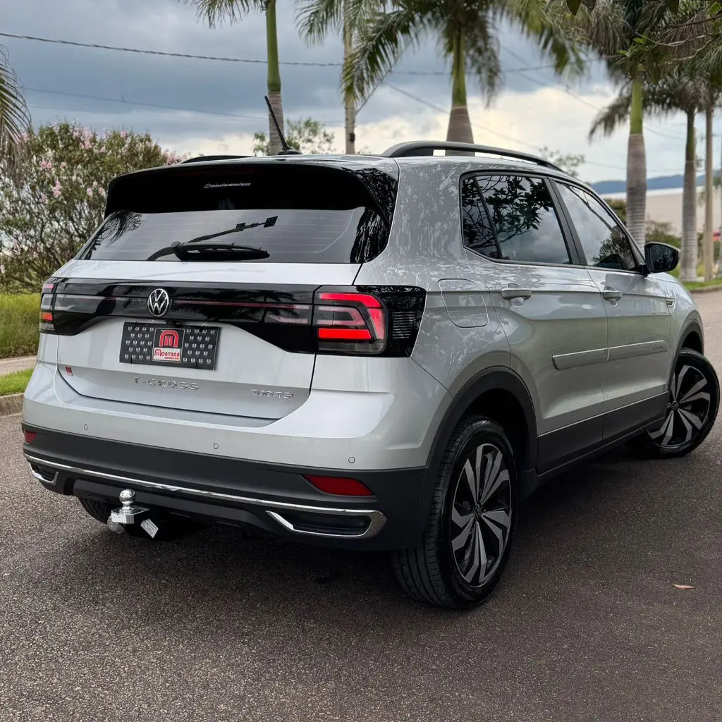 VOLKSWAGEN T-Cross - Foto