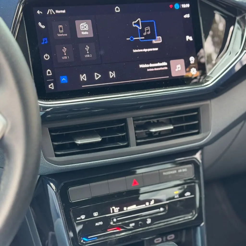 VOLKSWAGEN T-Cross - Foto