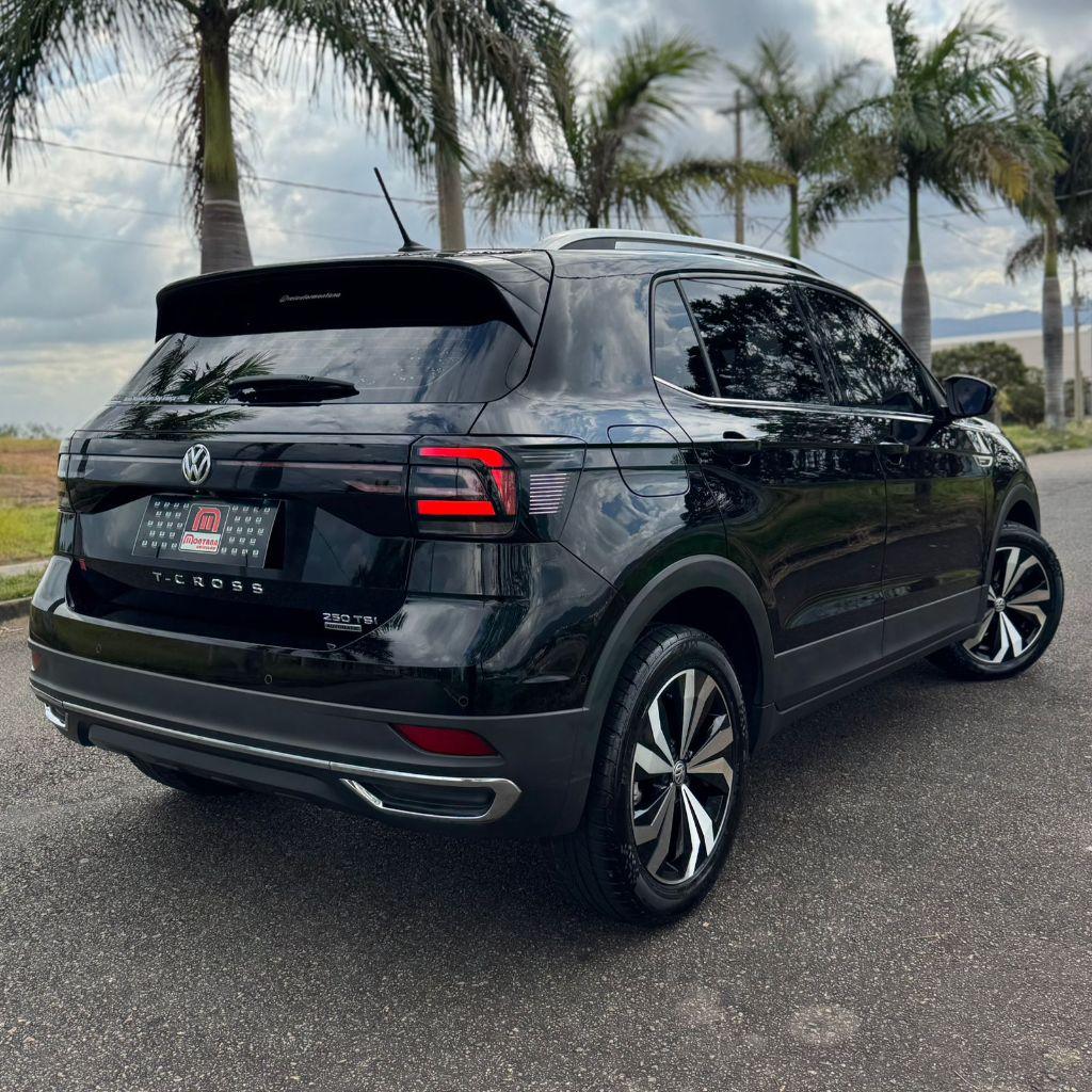 VOLKSWAGEN T-Cross - Foto
