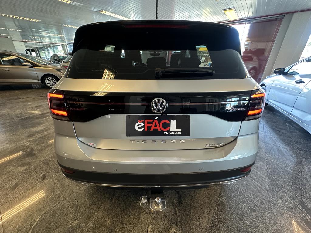 VOLKSWAGEN T-Cross - Foto