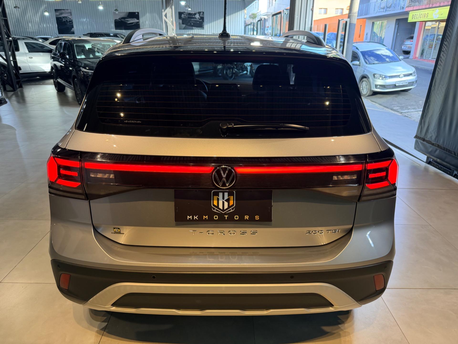 VOLKSWAGEN T-Cross - Foto