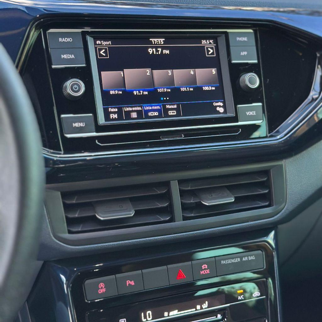 VOLKSWAGEN T-Cross - Foto