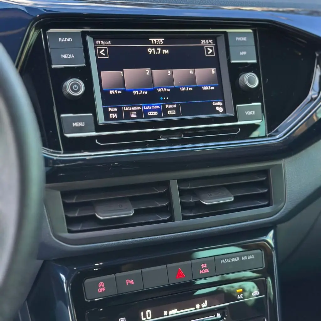 VOLKSWAGEN T-Cross - Foto