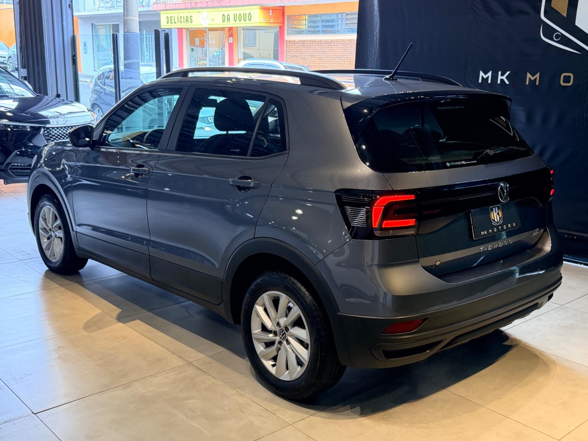 VOLKSWAGEN T-Cross - Foto
