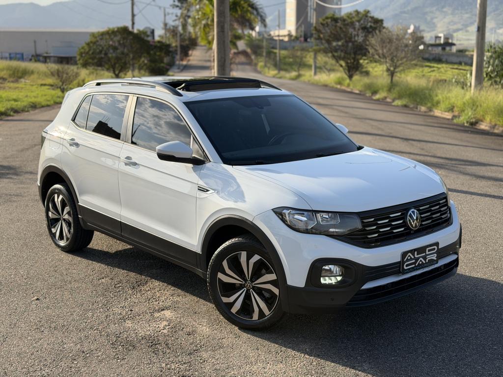 VOLKSWAGEN T-Cross - Foto