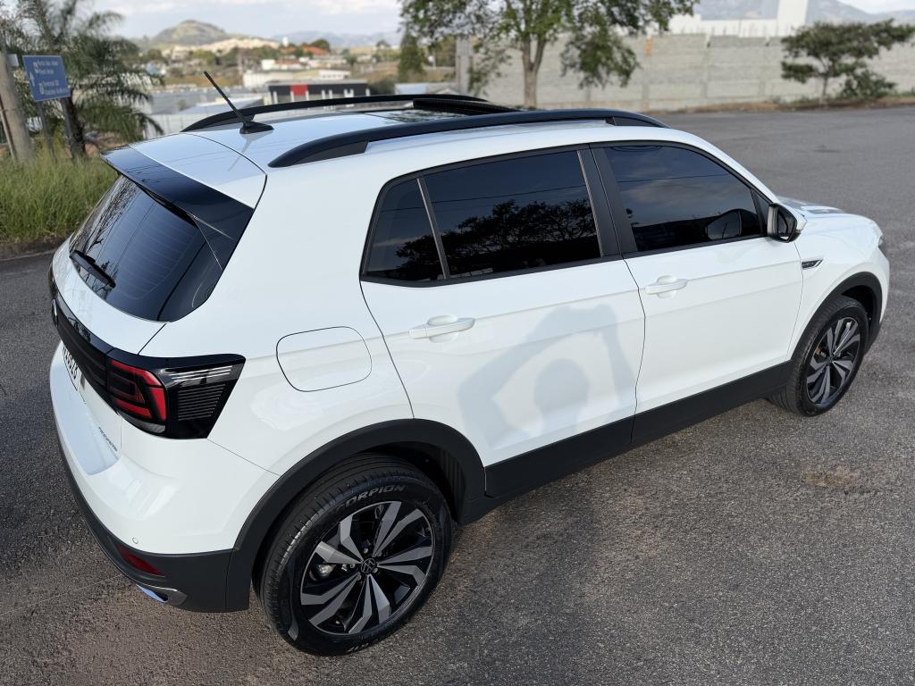 VOLKSWAGEN T-Cross - Foto