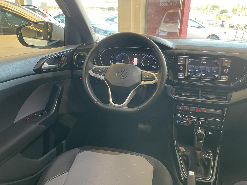 VOLKSWAGEN T-Cross - Foto