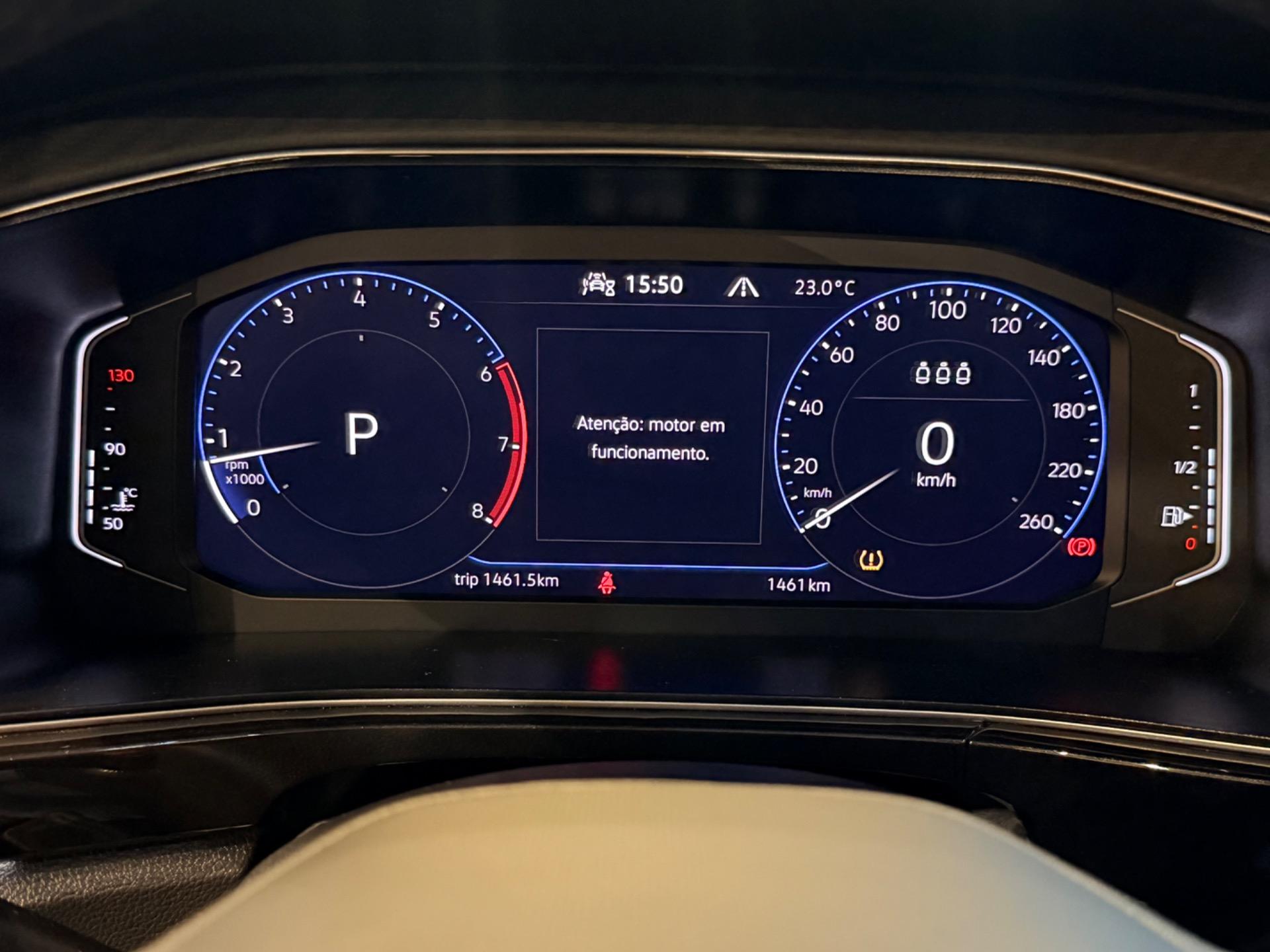 VOLKSWAGEN T-Cross - Foto