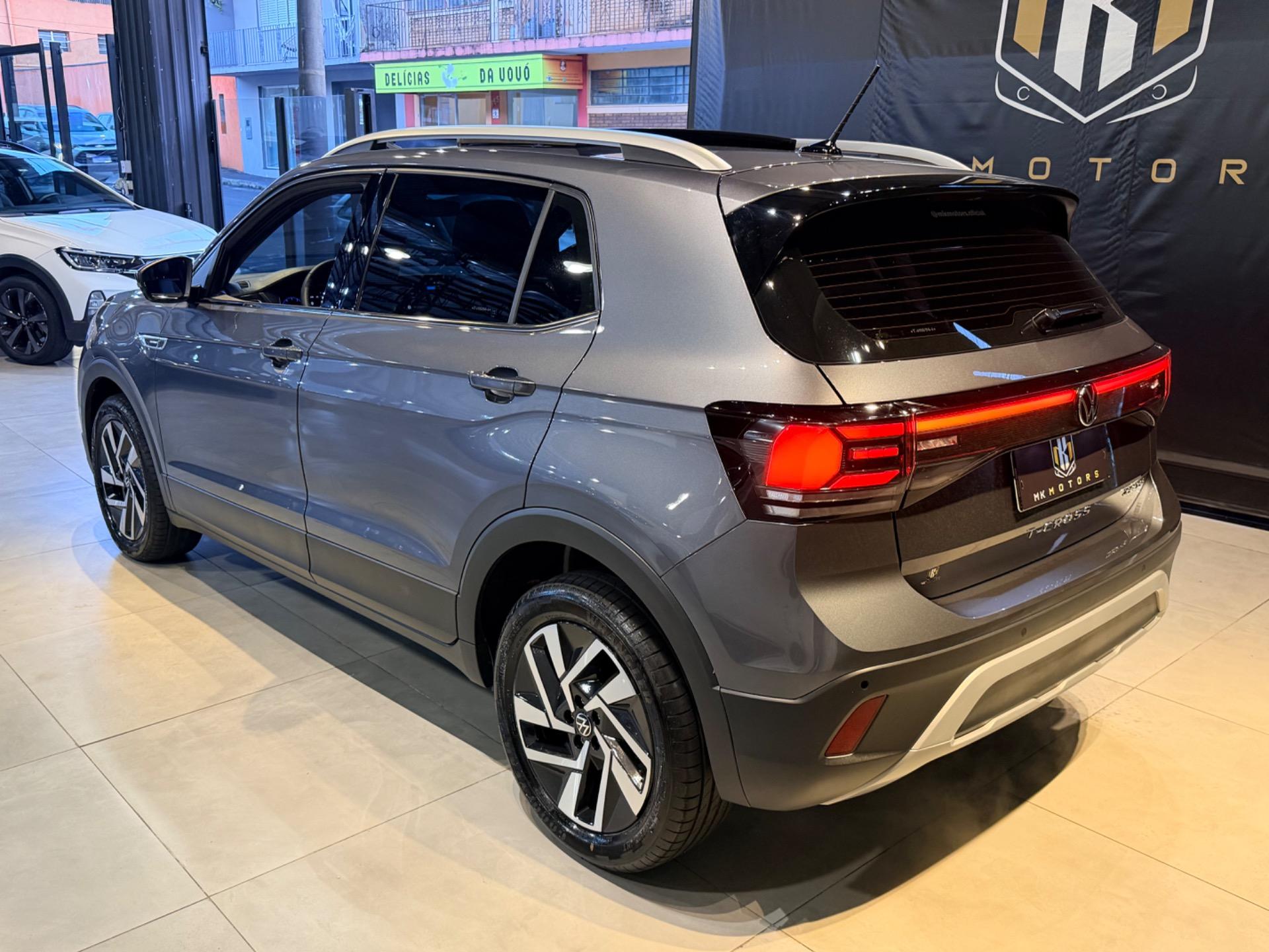 VOLKSWAGEN T-Cross - Foto