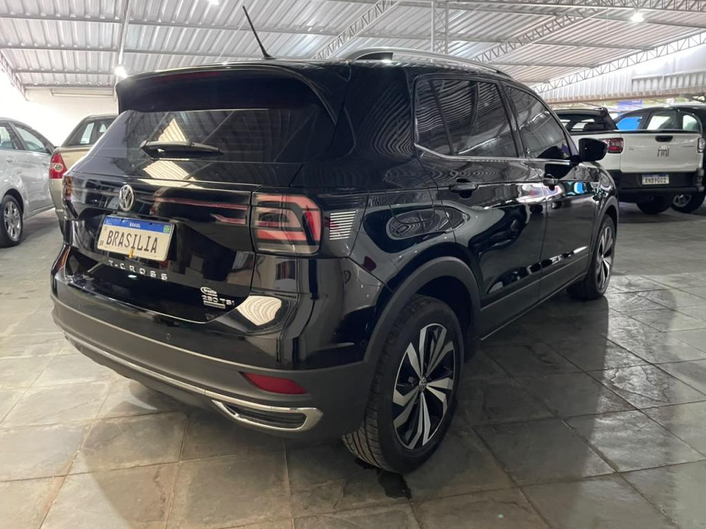 VOLKSWAGEN T-Cross - Foto