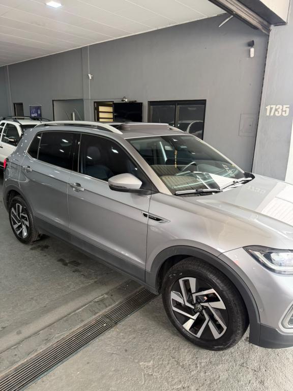 VOLKSWAGEN T-Cross - Foto