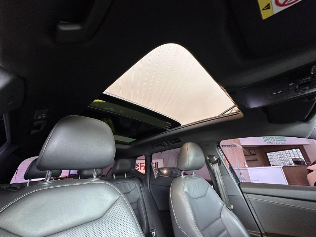 VOLKSWAGEN Taos - Foto