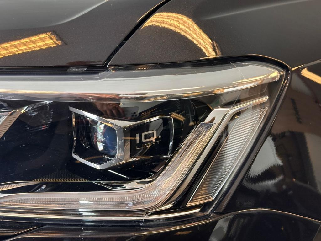 VOLKSWAGEN Taos - Foto